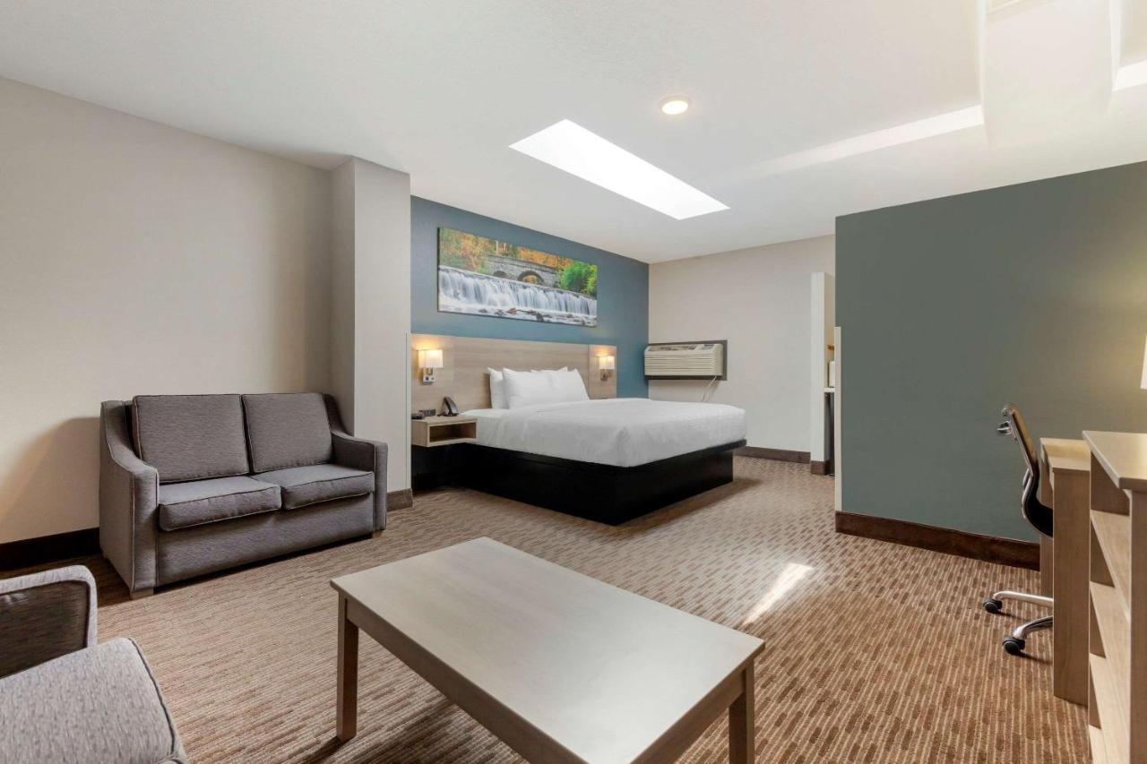 Готель Clarion Pointe Тома Екстер'єр фото