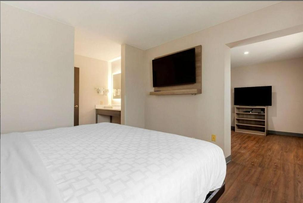 Готель Clarion Pointe Тома Екстер'єр фото